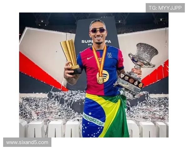 拉菲尼亚本赛季助攻能力持续提升，表现稳健