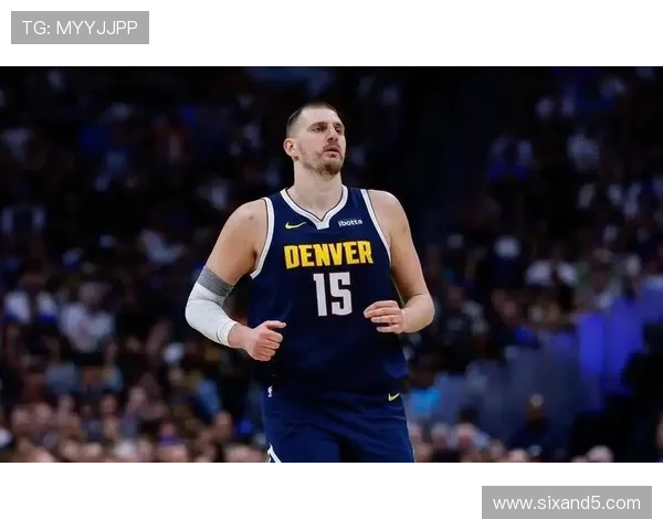 德克诺维茨基挡拆外跳拉开空间更高效胜过约基奇组织